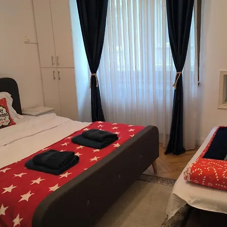 In Old Town * Bükreş